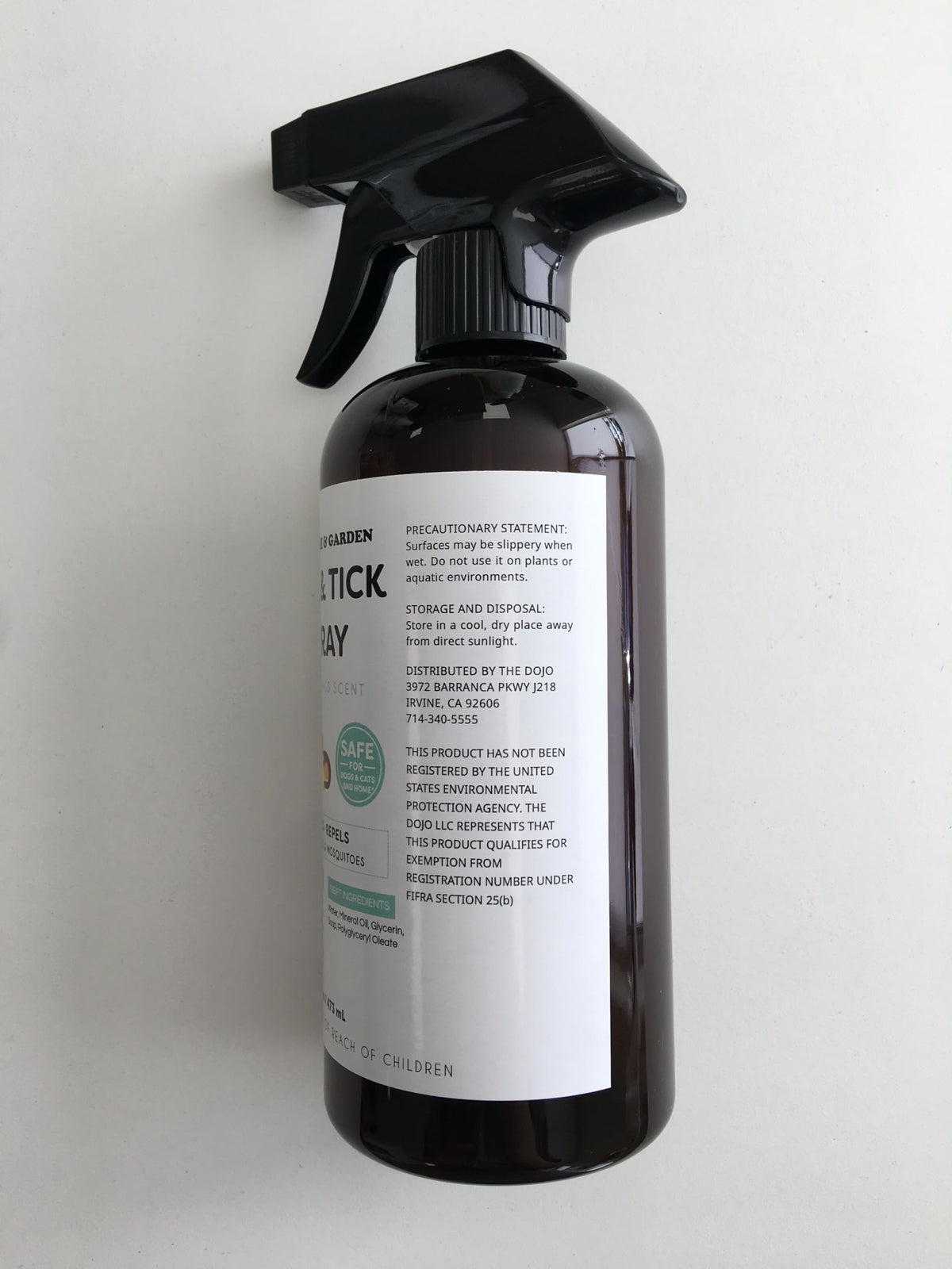 Flea and Tick Spray for Dogs & Cats 16oz T50955